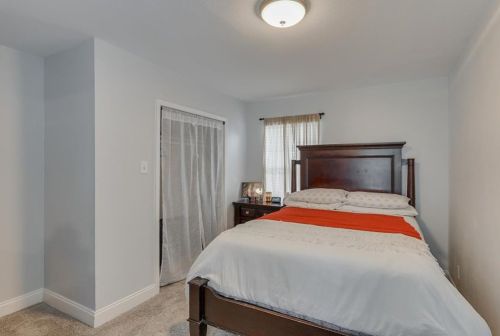 3731 Falls Dr, Dallas TX  75211-6124 exterior