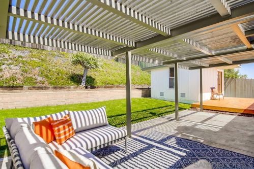 3451 Lockwood Dr, San Diego CA  92123-2619 exterior