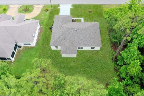 103 12th Pl, Cape Coral, FL 33990-1746
