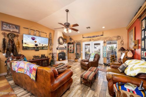 2990 Cumberland Dr, Lake Havasu City, AZ 86406-8645