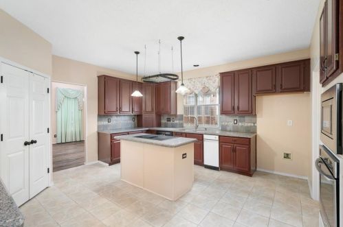 7217 Randall Way, Plano TX  75025-3452 exterior