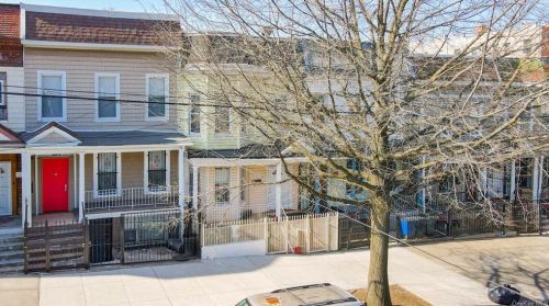 312 169th St, Bronx NY  10452-7701 exterior