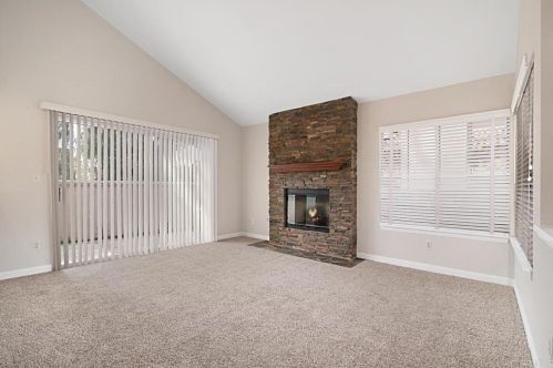 16010 Caminito De Linda, San Diego CA 92128-3349 exterior