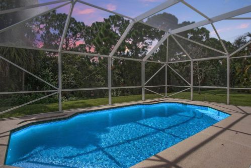 481 Blue Lake Dr, Fort Pierce, FL 34986-3573