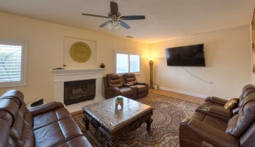 1108 Brookhaven Ln, Manteca CA  95337-8223 exterior