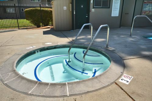 1091 Chadwick Cir, West Pittsburg CA  94565-3228 exterior
