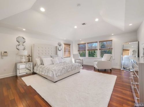 1994 Macopin Rd, West Milford NJ  07480-1932 exterior