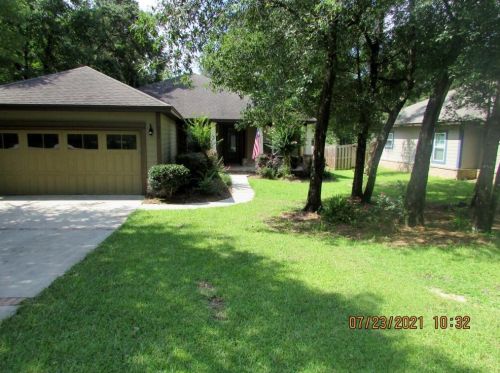 270 Benton Blvd, Freeport, FL 32439-3181