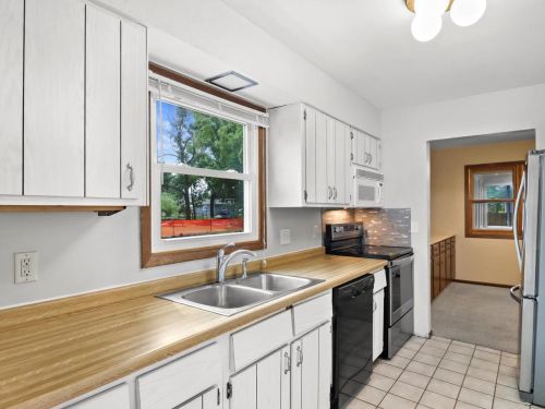502 Juneau St, Tomah, WI 54660-2663