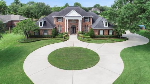 3927 Brynmawr Dr, Richmond, TX 77406-8137