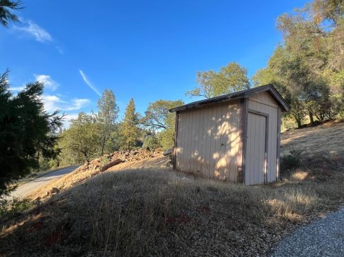 19617 Victoria Dr, Grass Valley CA  95949-9301 exterior