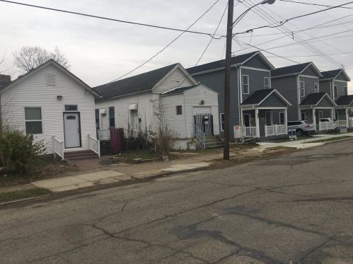 2422 Copelen St, Cincinnati, OH 45206-2336