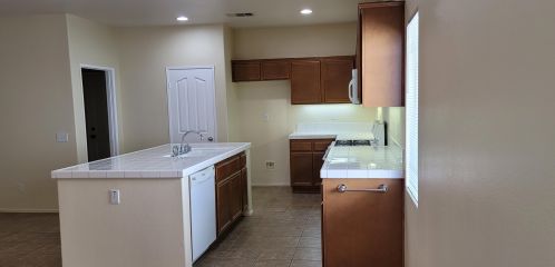 8540 Great Smokey Ave, Desert Hot Springs CA  92240-7714 exterior