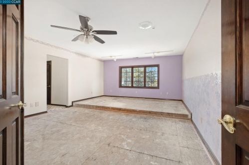 1900 Tule Ln, Oakley CA  94561-5088 exterior