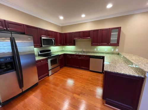 407 Barcelona Dr, Saint Petersburg, FL 33716-1210