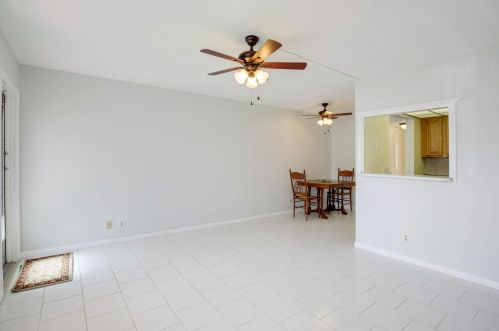 115 Windsor F, West Palm Beach, FL 33417-2421