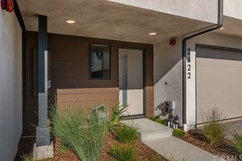 2422 Main St, Morro Bay, CA 93442-1552