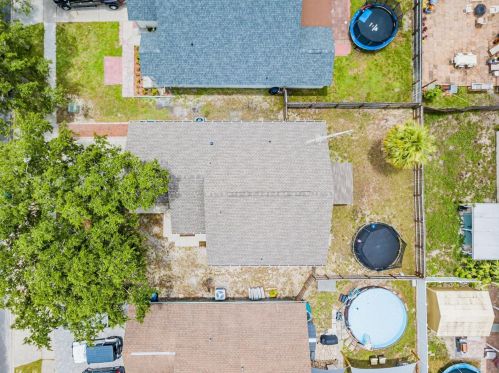 2772 Delcrest Dr, Orlando FL  32817-2668 exterior