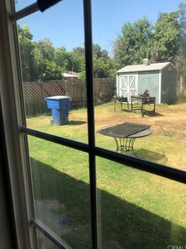 1074 Hancock St, San Bernardino, CA 92411-2032