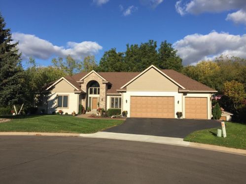 640 Park Ct, Hastings, MN 55033-3817