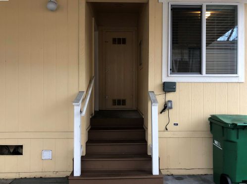 1462 Salamanca Ave, Hayward CA  94544-6256 exterior