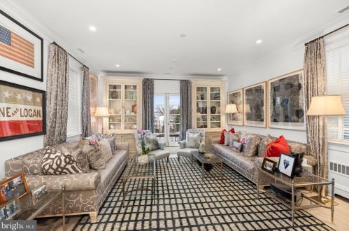 3210 R St, Washington DC  20024-3419 exterior