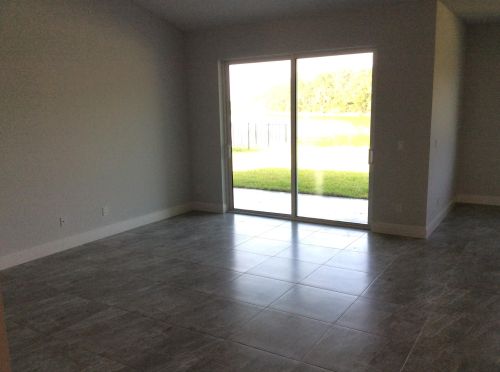 388 Vista Lake Dr, Fort Pierce, FL 34953-8235