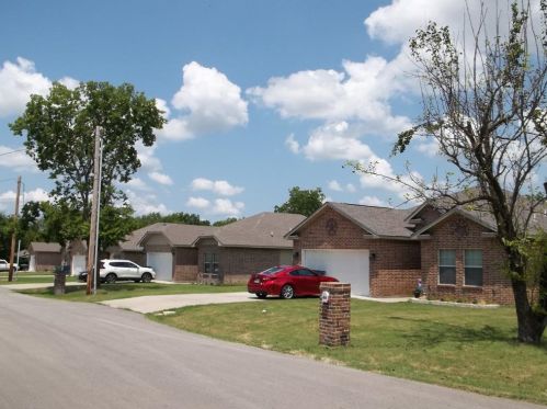 4045 Western Cir, Greenville TX  75401-4984 exterior