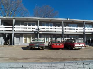 300 31st Street Dr, Cedar Rapids IA  52403-1306 exterior