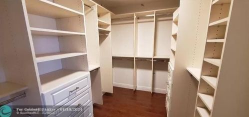 6823 Via Regina, Boca Raton FL  33433-3956 exterior