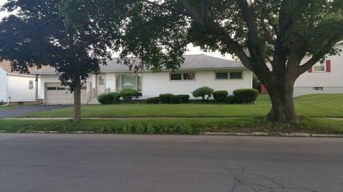1802 Rutger St, Utica, NY 13501-2711