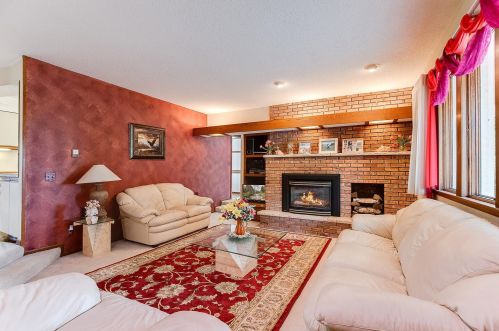 20 Valley Ln, Hastings MN  55033-3332 exterior