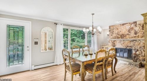 6 Margaret Ln, Wantage, NJ 07461-4405