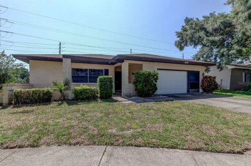 1648 Citrus Hill Ln, Palm Harbor, FL 34683-3905