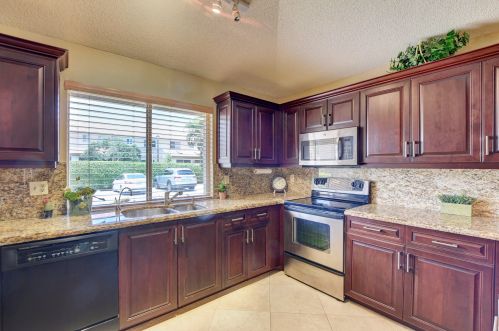 6798 Via Regina, Boca Raton FL  33433-3927 exterior