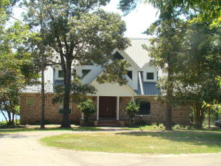 136 Highlands Dr, Crossroads, MS 39470