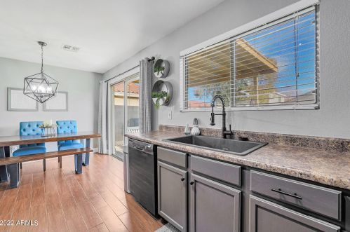 651 Concord St, Gilbert AZ 85296-3041 exterior