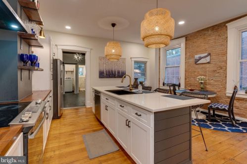 721 Orange St, Lancaster PA  17602-3118 exterior