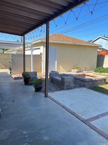 5506 Lakewood Blvd, Lakewood CA  90712-1724 exterior