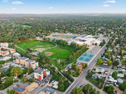 3801 Logan St, Englewood CO 80113-6845 exterior