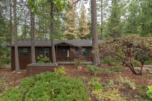 800 Sandalwood Dr, Vallecito, CA 95247-9662