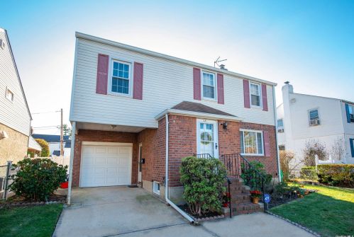 45 Barbara St, Floral Park, NY 11003-3603