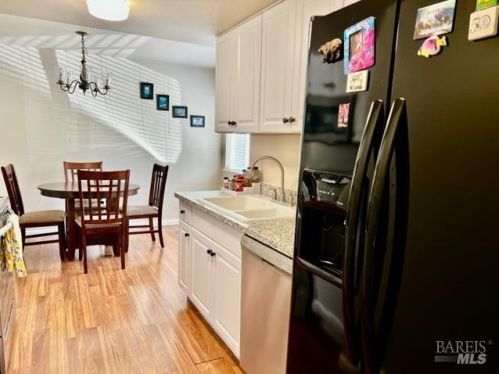 3058 Yulupa Ave, Santa Rosa CA  95405-8685 exterior