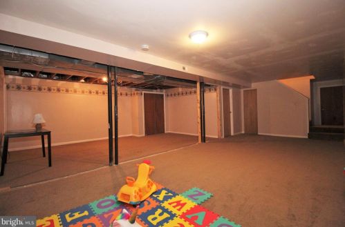 215 Ryans Run, Boothwyn PA  19060-2451 exterior