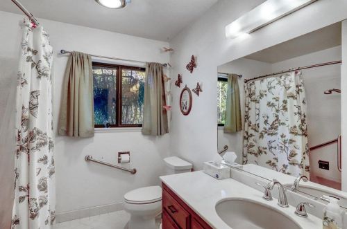 13943 Greenhorn Rd, Grass Valley CA  95945-8484 exterior