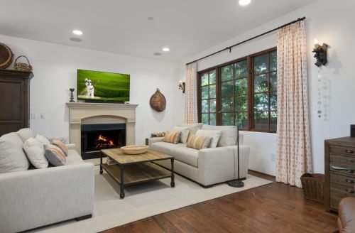 1024 Canon Perdido St, Santa Barbara CA  93103-2454 exterior