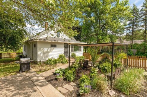 11890 Keystone Ave, Stillwater MN  55082-8411 exterior