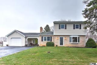 17 Pocono Dr, Navy Sup Dpt, PA 17055-5570
