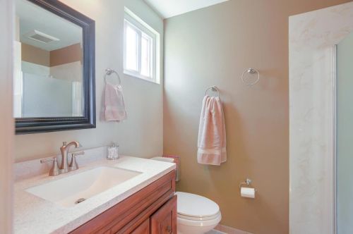 271 Goodwin Dr, San Bruno CA  94066-1660 exterior