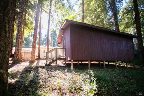 24150 Birch Pl, Willits CA  95490-9509 exterior
